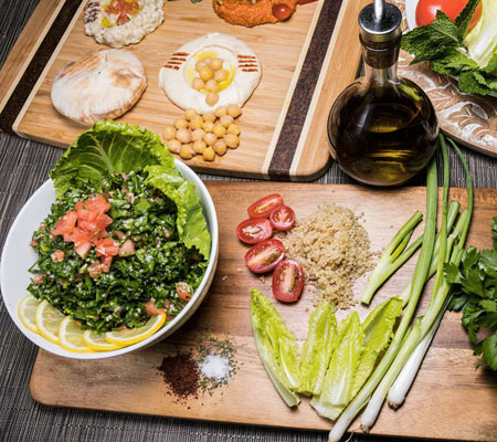 Get on a healthy diet with Mediterranean food!